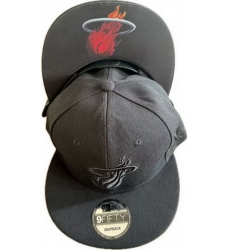 Miami Heat Snapback Cap 25G014 Miami Heat Snapback Cap 25G014