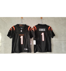 Women Cincinnati Bengals 1 Ja Marr Chase Black F U S E  Stitched Vapor Football Jersey 
