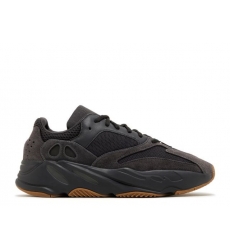 Men Yeezy Boost 700 Utility Black 2023