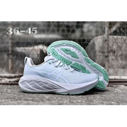 Asics Womens running shoes 050