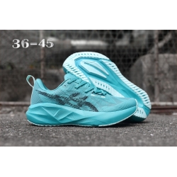 Asics Mens running shoes 050