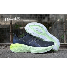 Asics Mens running shoes 051