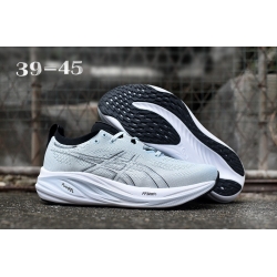 Asics Mens running shoes 070